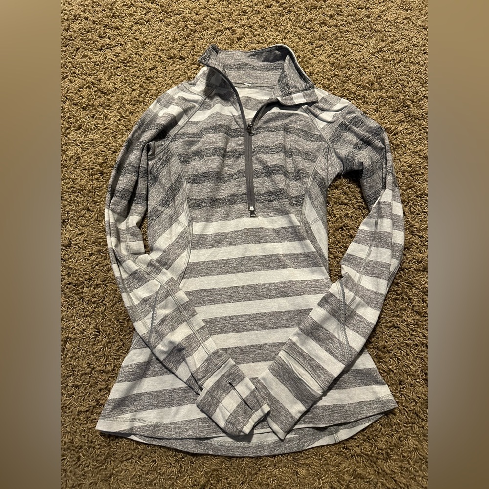 Lululemon 1/2 zip long sleeve